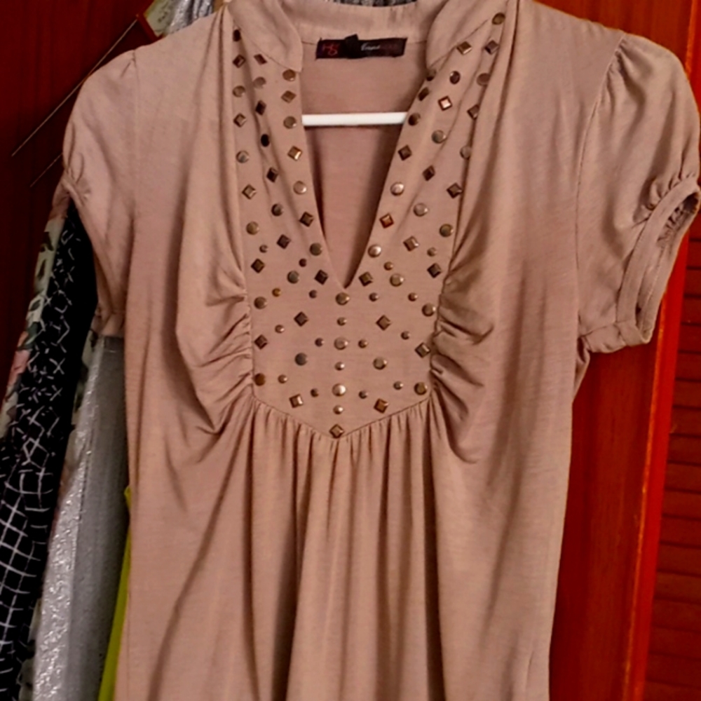 Dressy short sleeves blouse